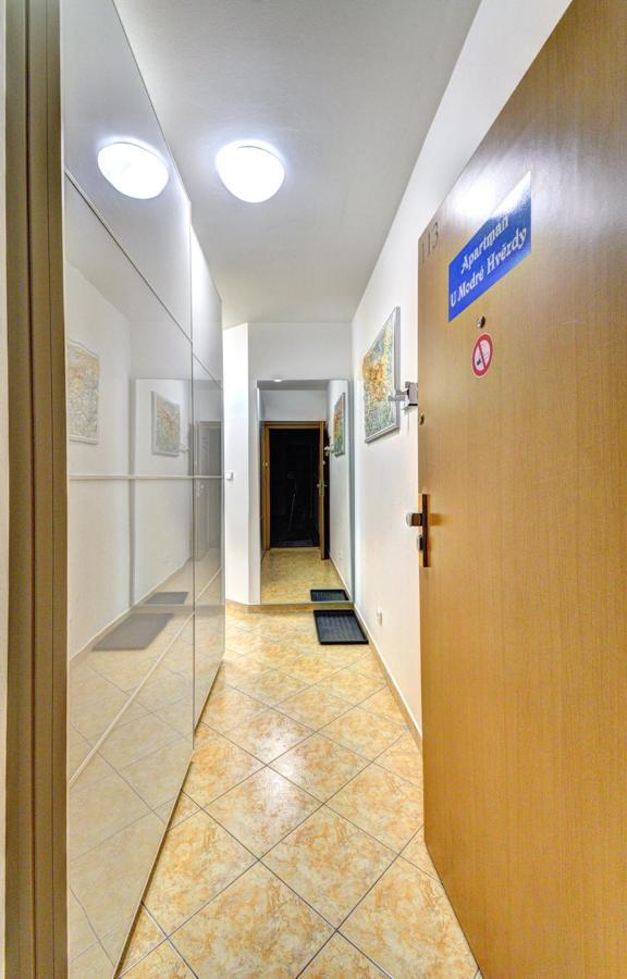 Apartman Modra Hvezda Рокитнице над Ийзероу Екстериор снимка
