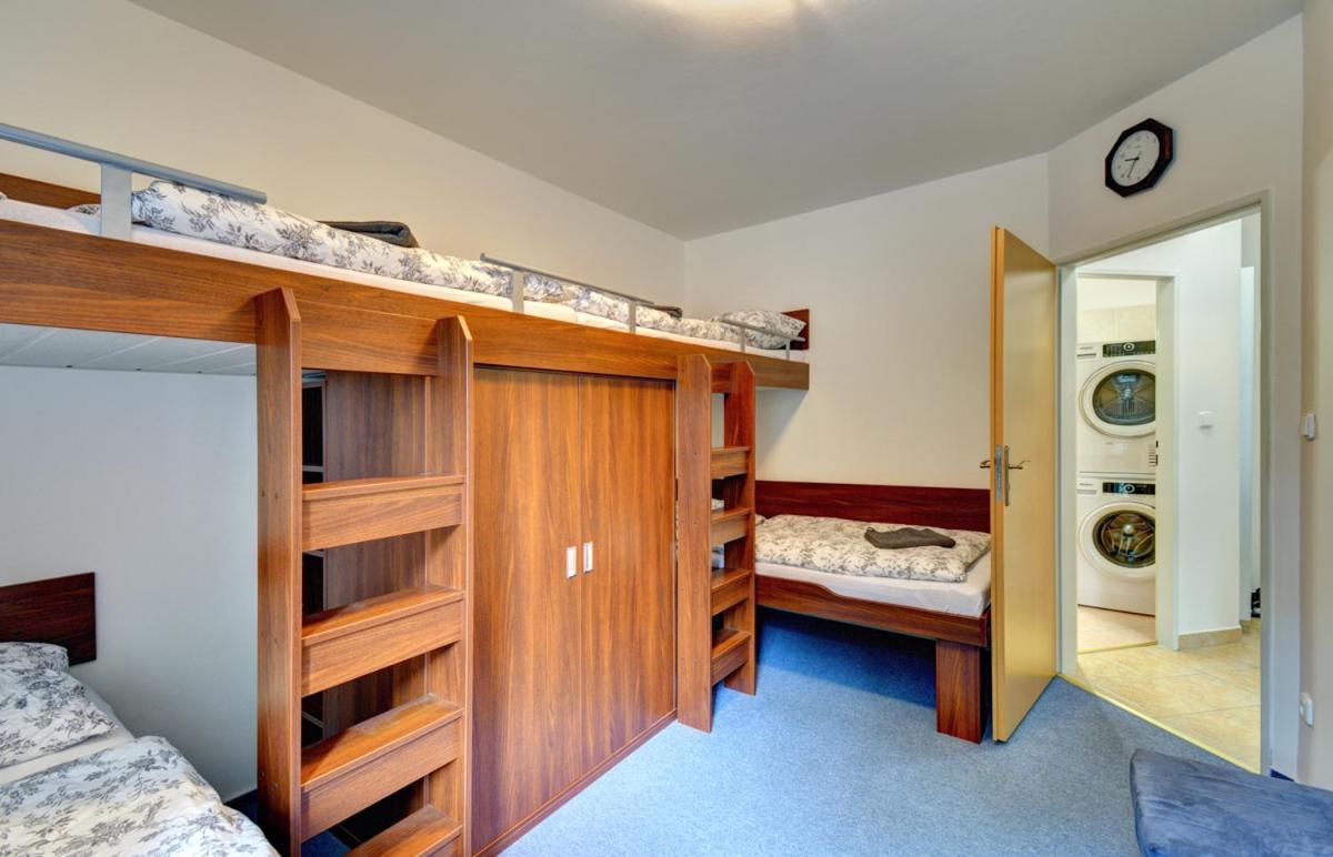 Apartman Modra Hvezda Рокитнице над Ийзероу Екстериор снимка